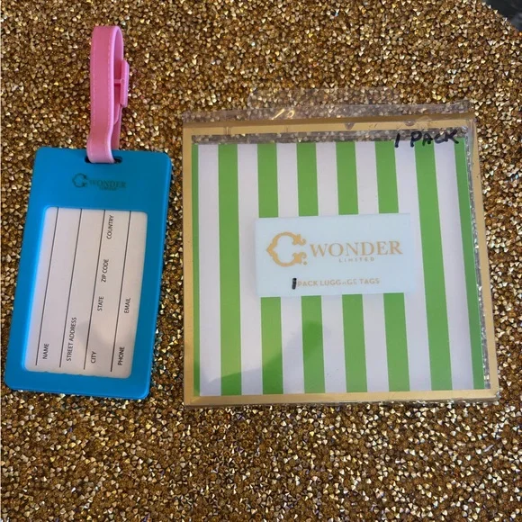 C. Wonder NWT Blue and Pink Flamingos Luggage Tag. One tag only. - Picture 2 of 3